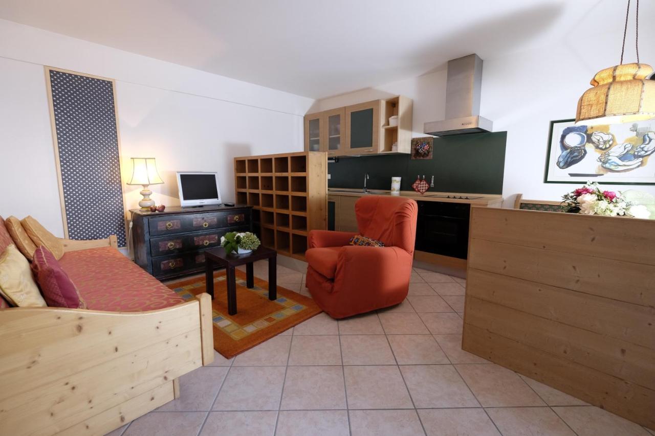 Aparthotel Residenza Bagni & Miramonti à Cavalese Extérieur photo